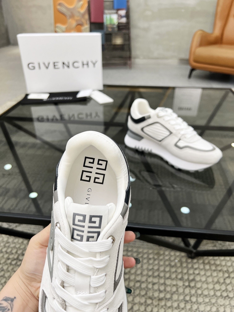 Givenchy Sneakers